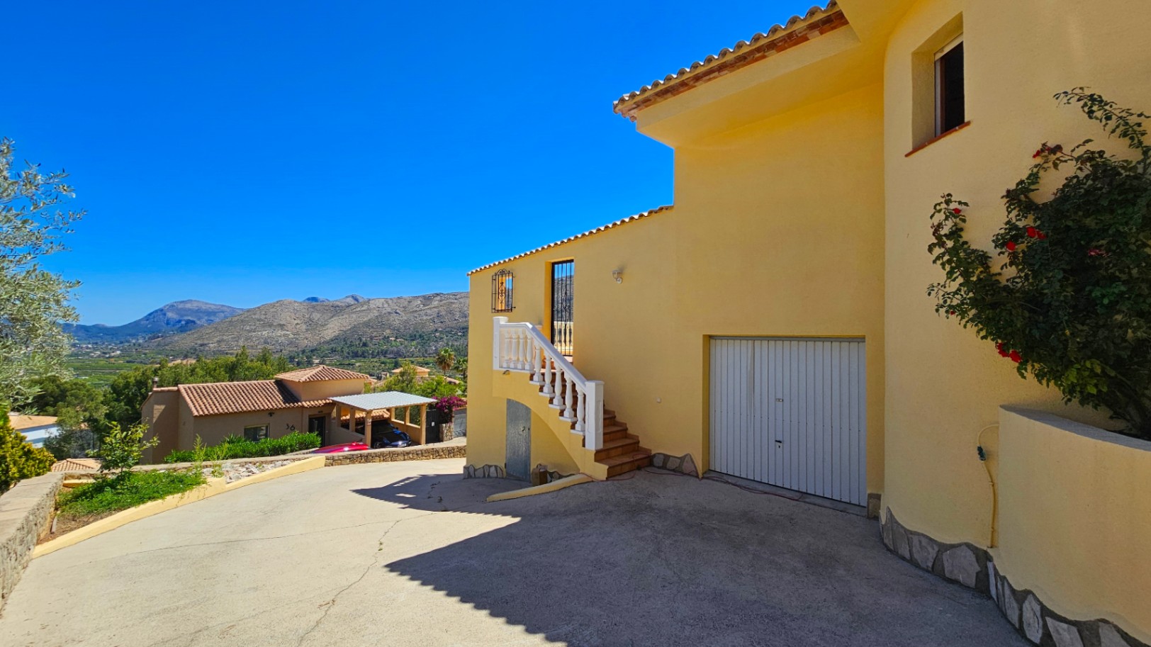 Vila de tres dormitoris a Adsubia amb magnífiques vistes