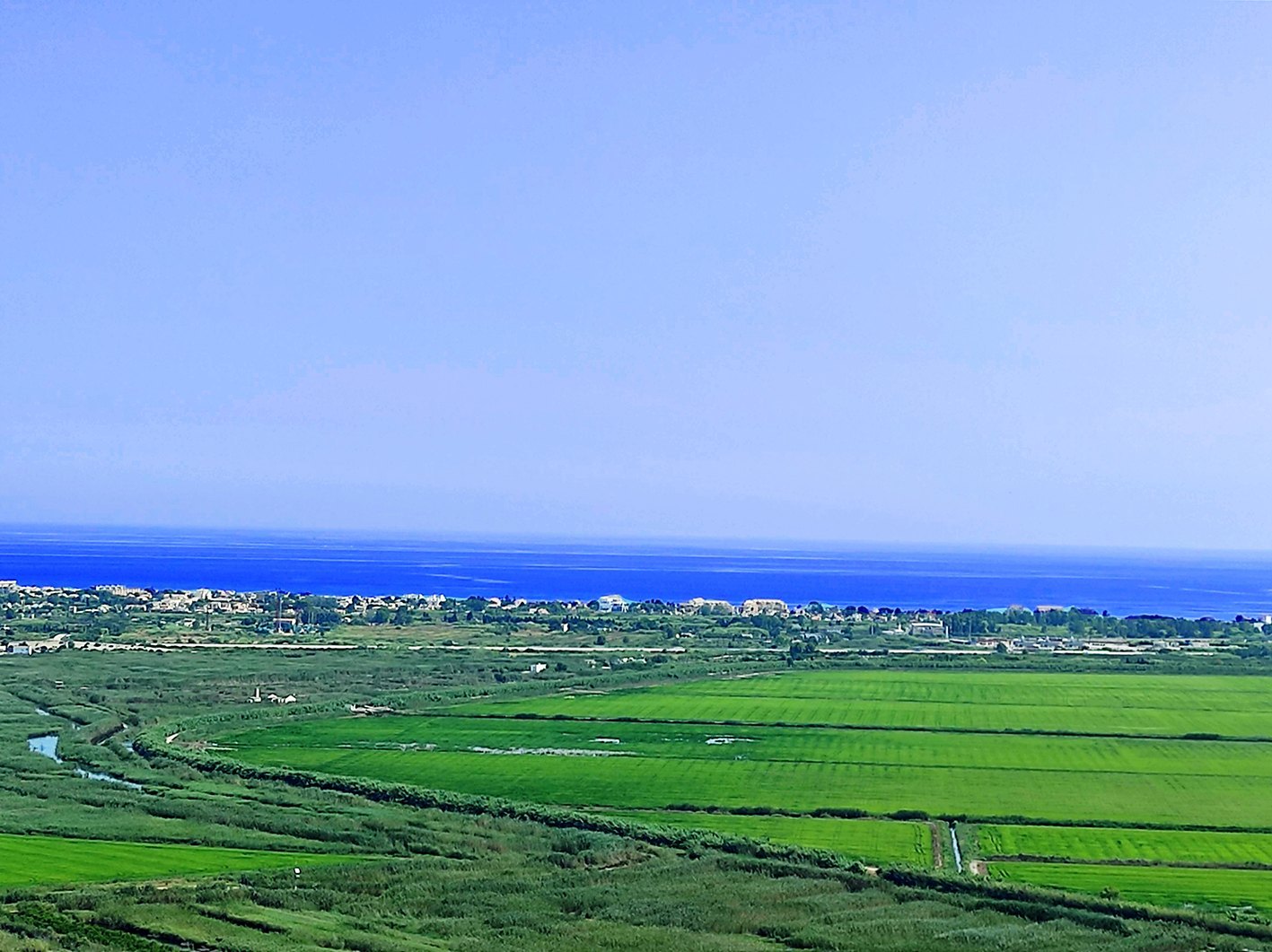 Spectaculair perceel in Monte Pego met een fantastisch uitzicht op de zee en de Marjal
