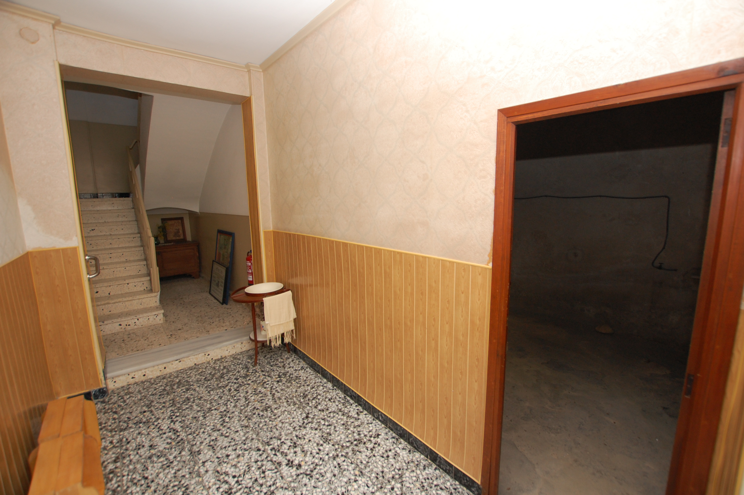Building with 2 apartments in Pego